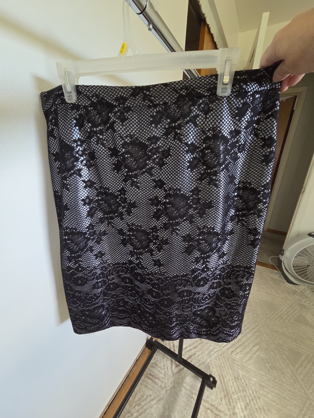 The Limited Black Lace Pencil Skirt